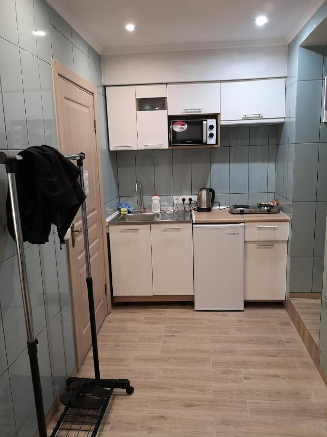 Freedom Apartment On Bazarna Str Lviv Eksteriør bilde