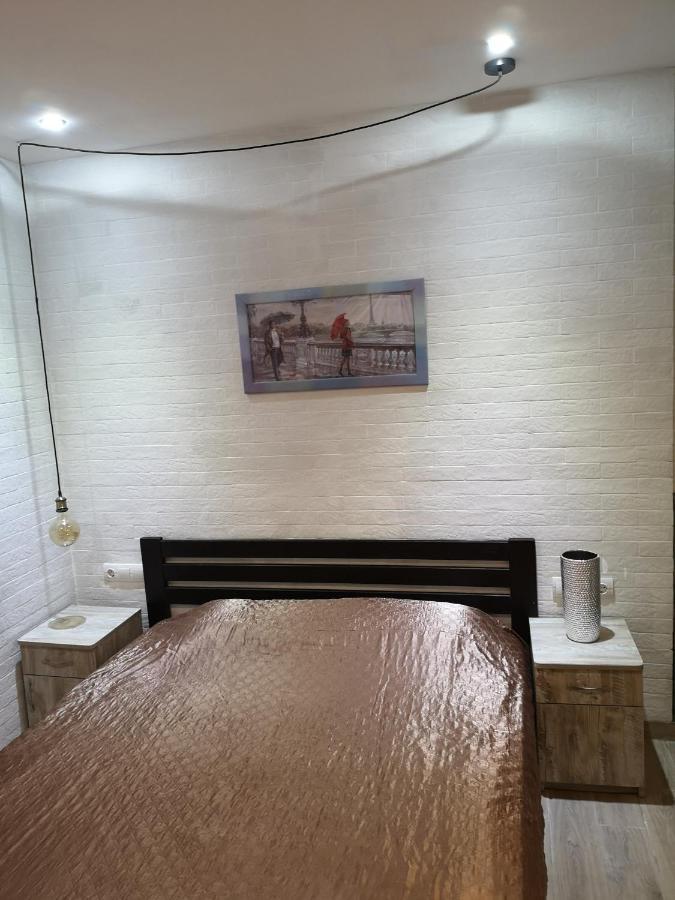 Freedom Apartment On Bazarna Str Lviv Eksteriør bilde
