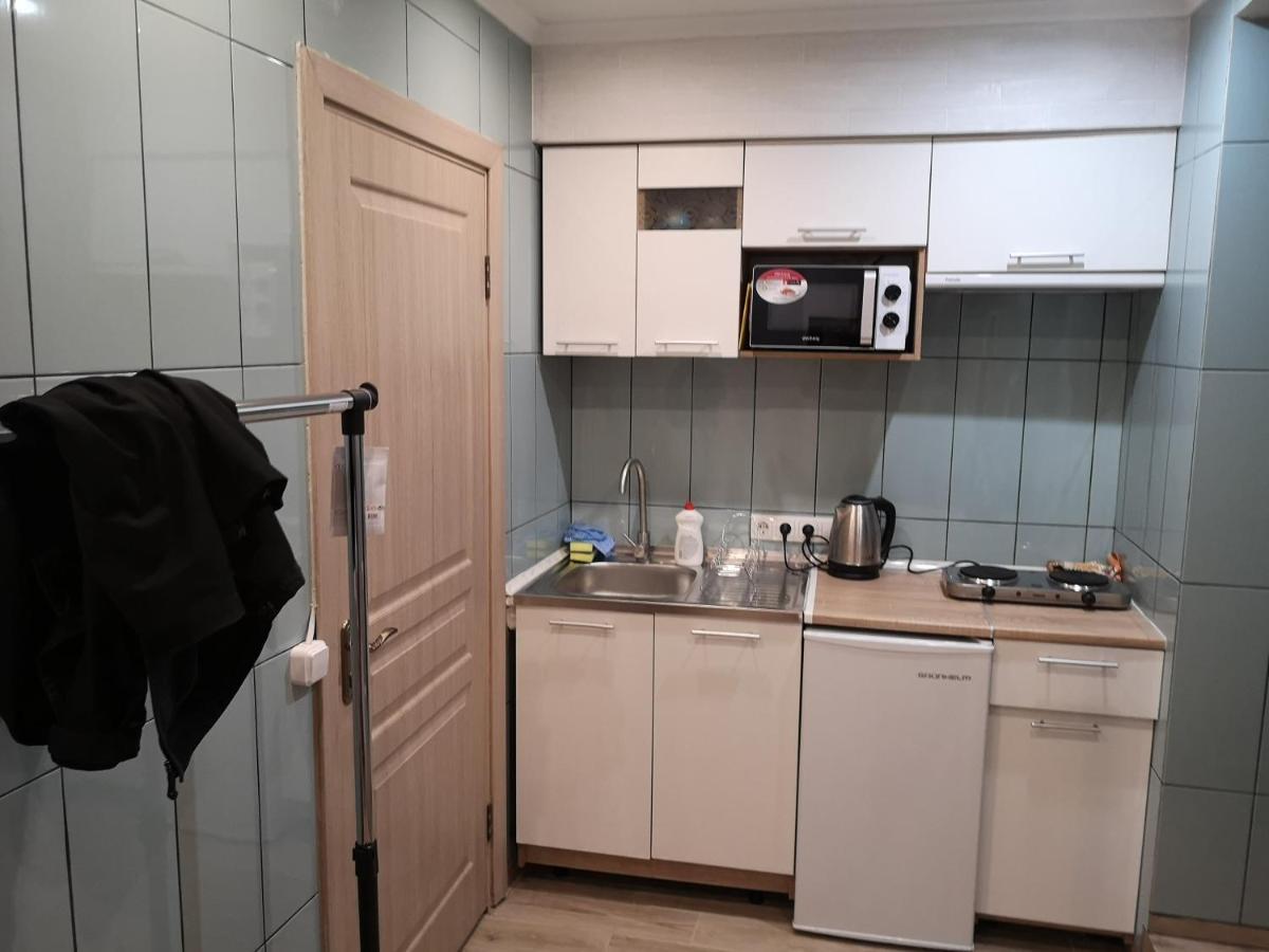 Freedom Apartment On Bazarna Str Lviv Eksteriør bilde
